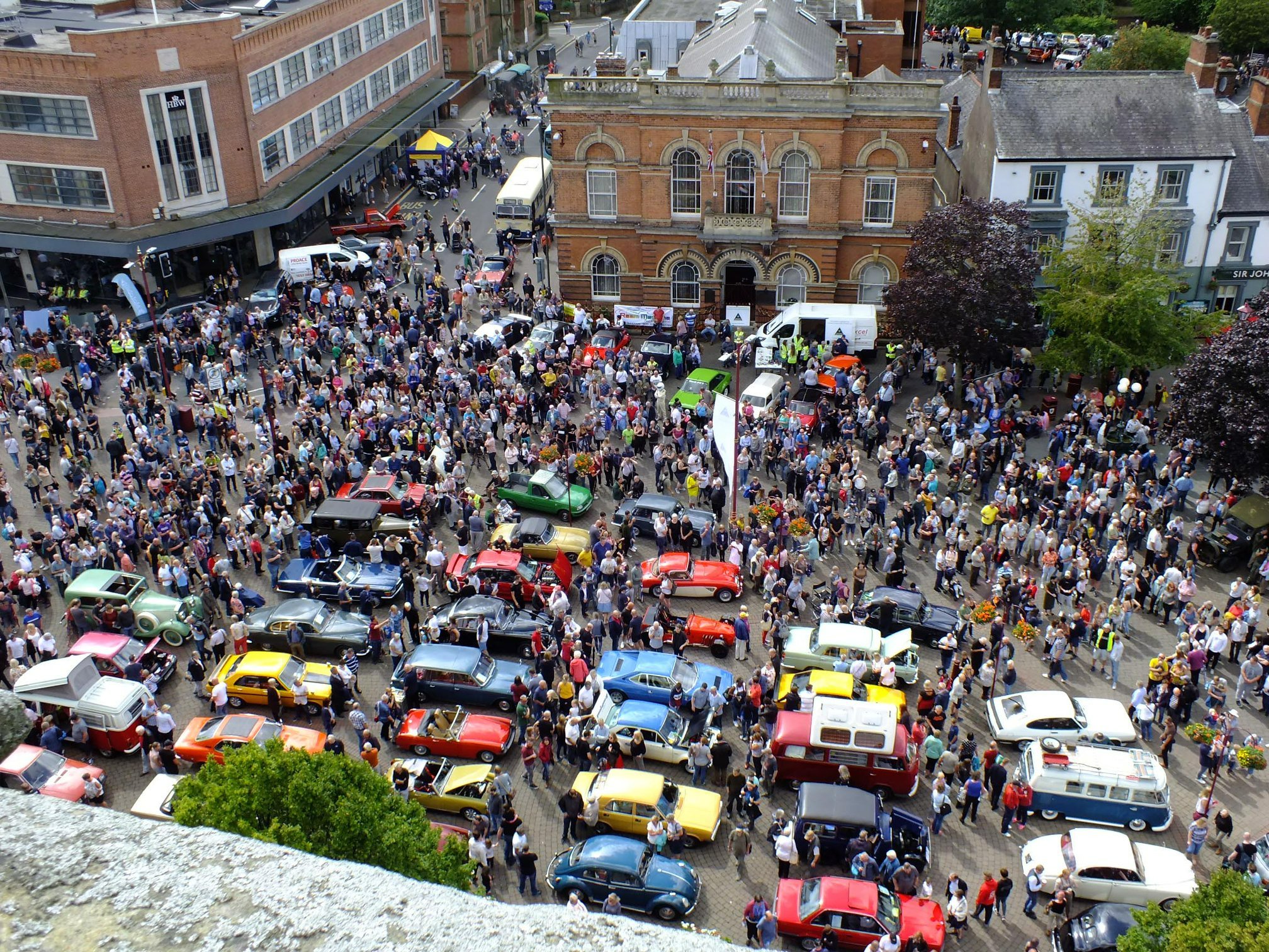 Only two days away – Ilkeston Heritage and Classic Vehicle Show….