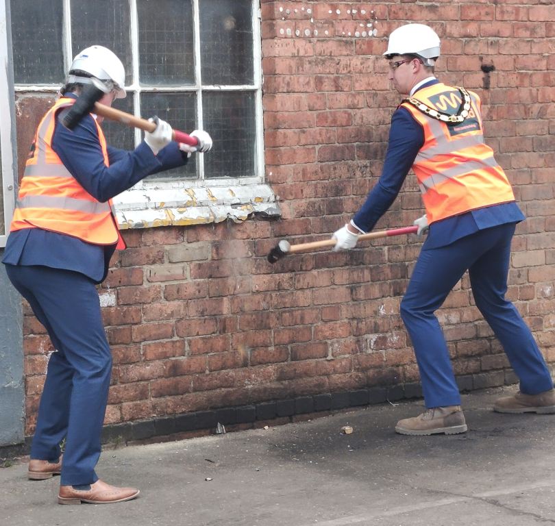 Richard and Harry cropped